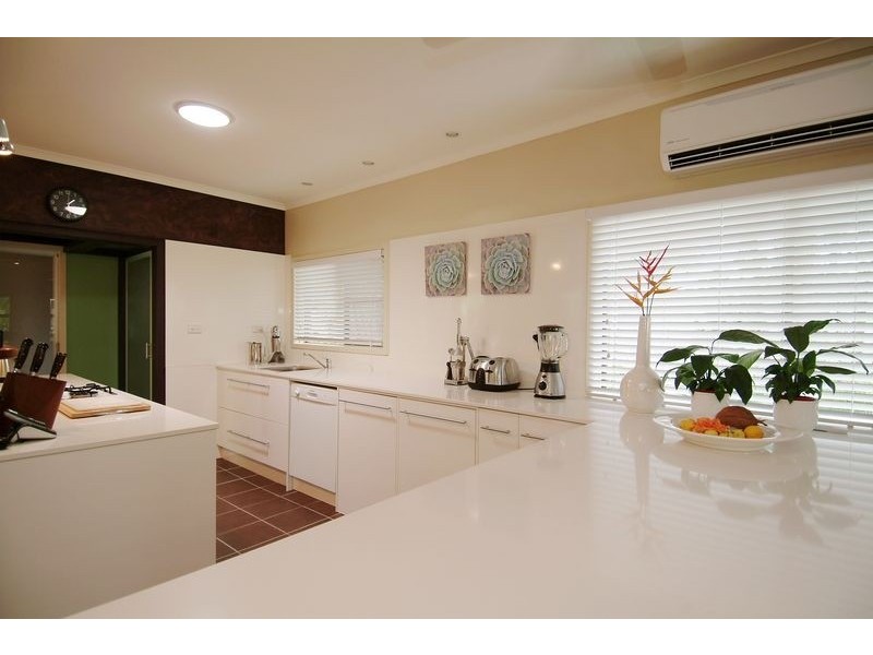 7 Talpa Close, Palm Cove QLD 4879