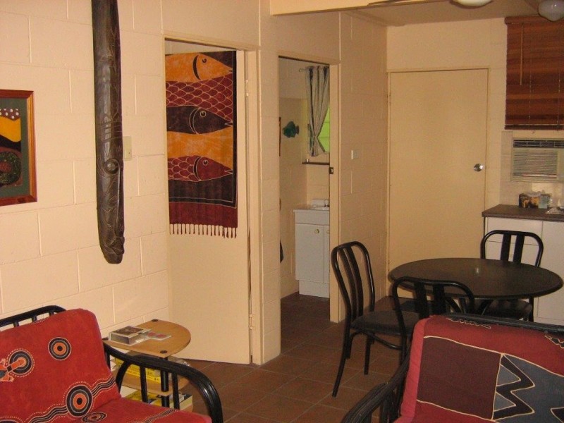 10/9-11 Amphora St, Palm Cove QLD 4879