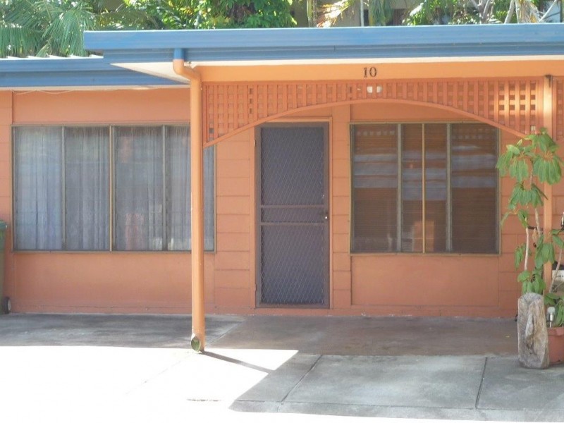 10/9-11 Amphora St, Palm Cove QLD 4879
