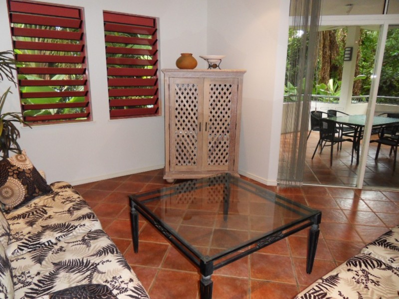 17/23 Veivers Road, Palm Cove QLD 4879