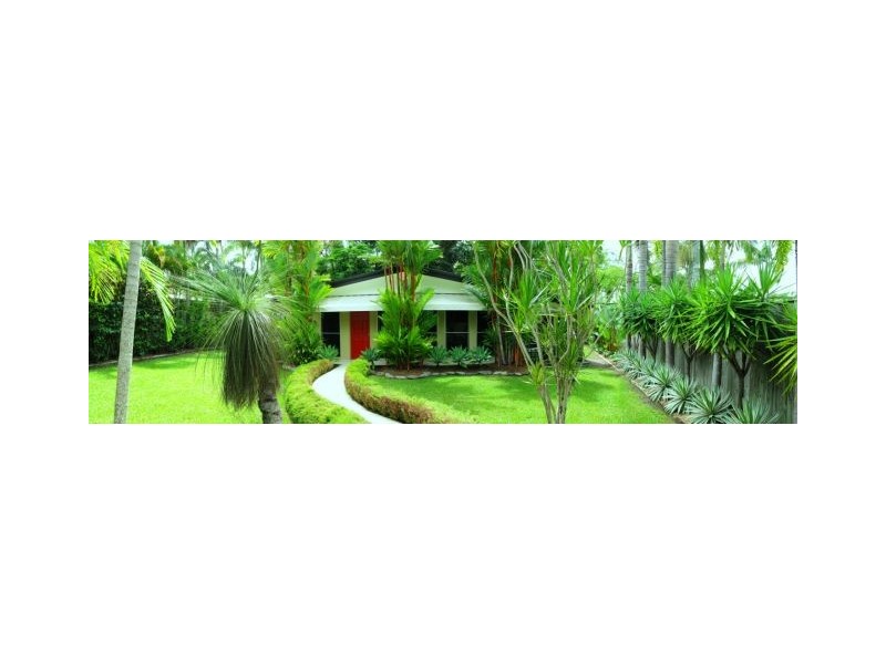 Palm Cove QLD 4879