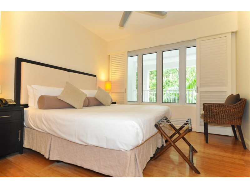 6423/123 Williams Esplanade, Palm Cove QLD 4879