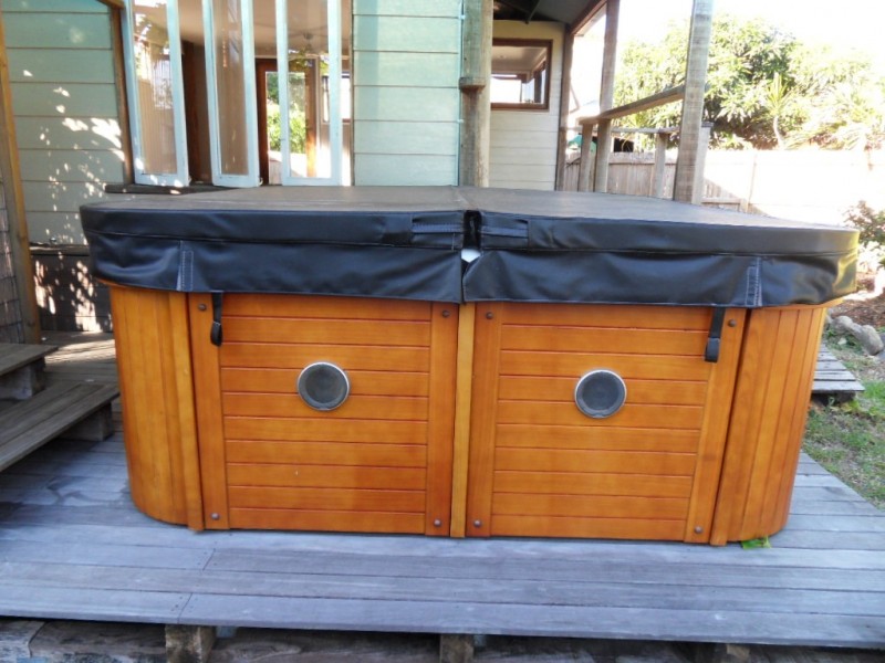 46 Machan Street, Machans Beach QLD 4878