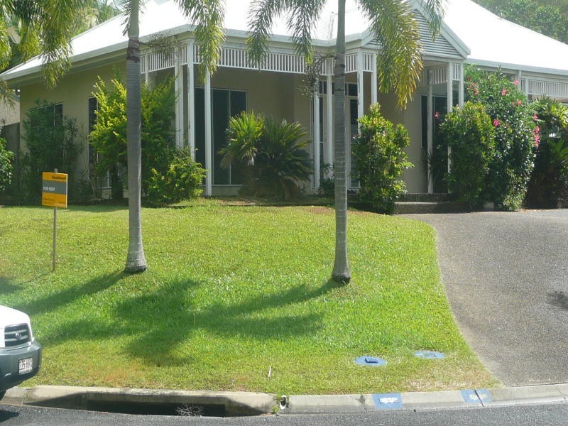 28 Trivia Street, Palm Cove QLD 4879
