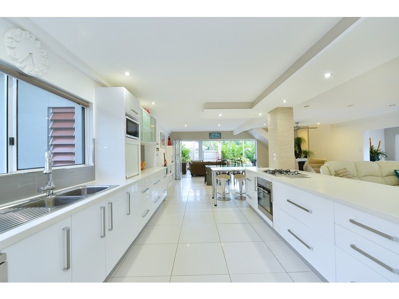 Trinity Beach QLD 4879