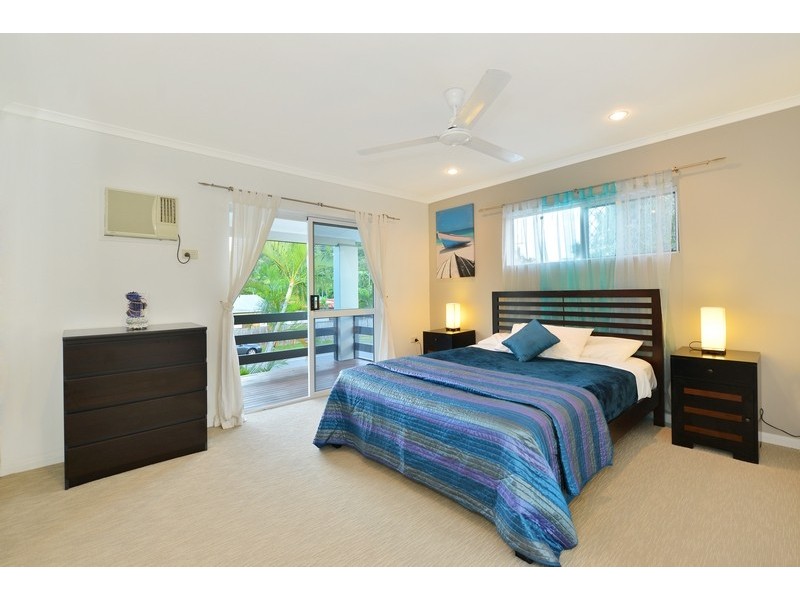 Trinity Beach QLD 4879