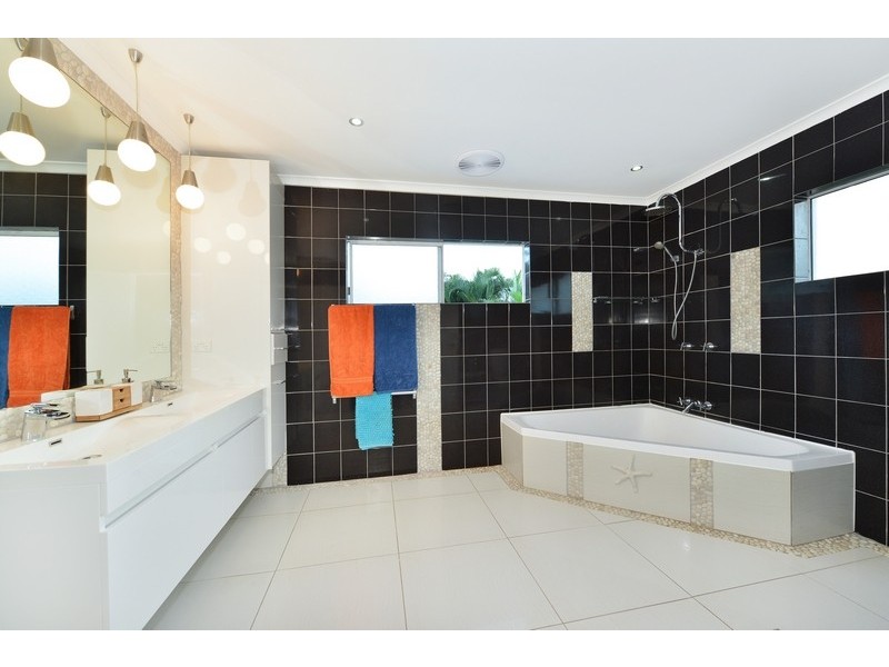 Trinity Beach QLD 4879