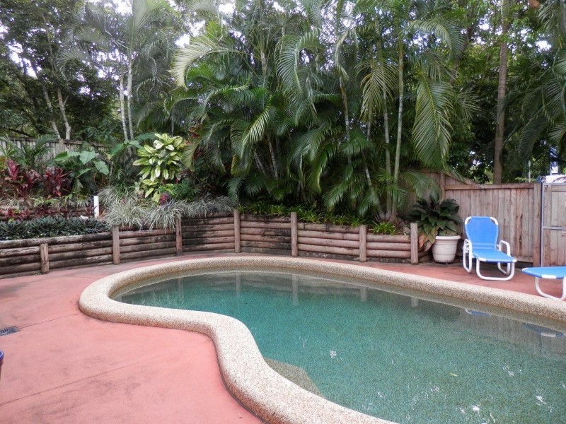 Palm Cove QLD 4879