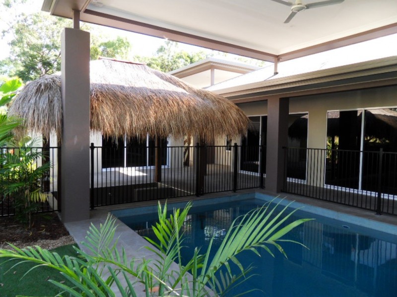 11 Silver Cr, Palm Cove QLD 4879