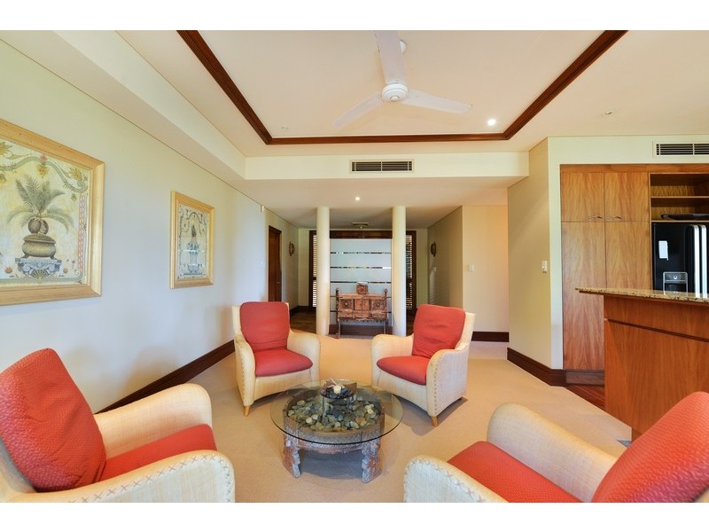 4/19 Colonel Cummings Drive, Palm Cove QLD 4879