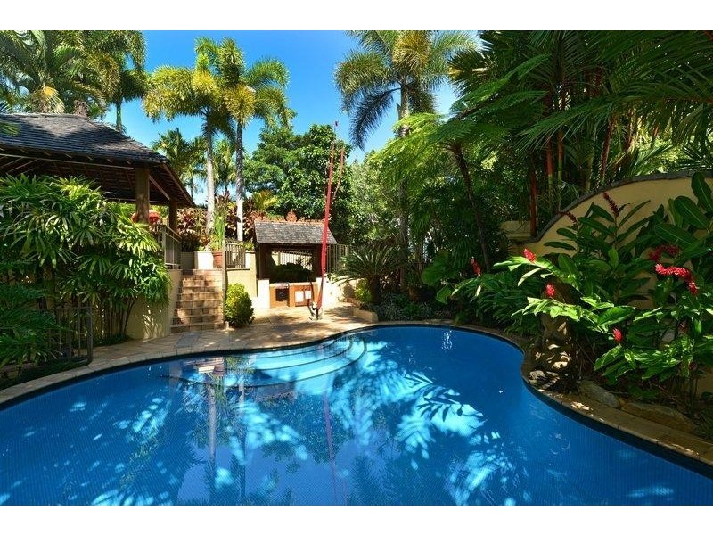 4/19 Colonel Cummings Drive, Palm Cove QLD 4879