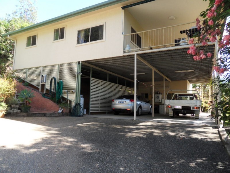 38-40 Ellison Street, Clifton Beach QLD 4879