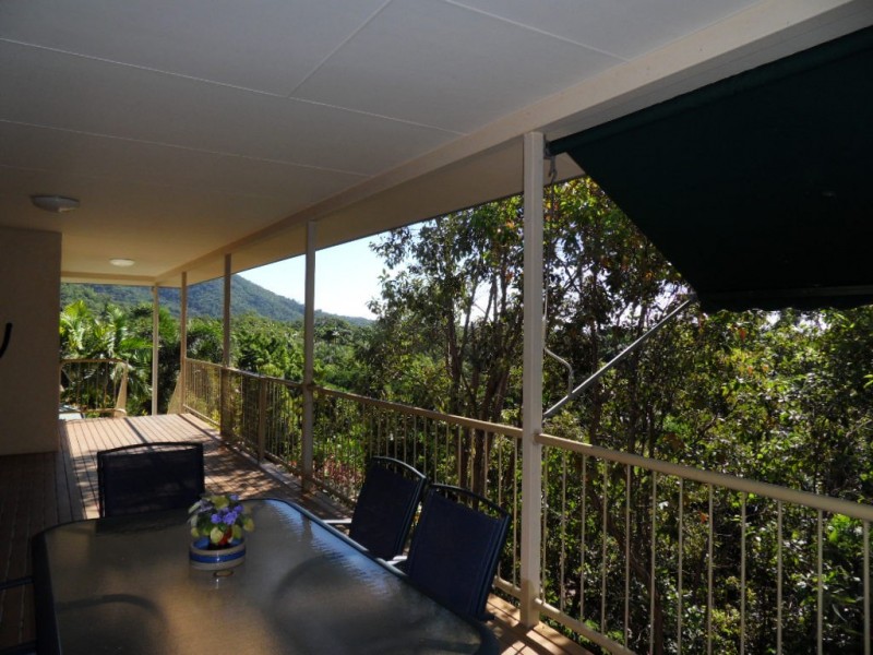 38-40 Ellison Street, Clifton Beach QLD 4879