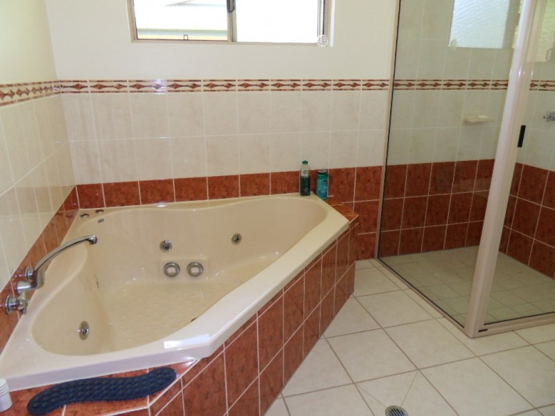 38-40 Ellison Street, Clifton Beach QLD 4879