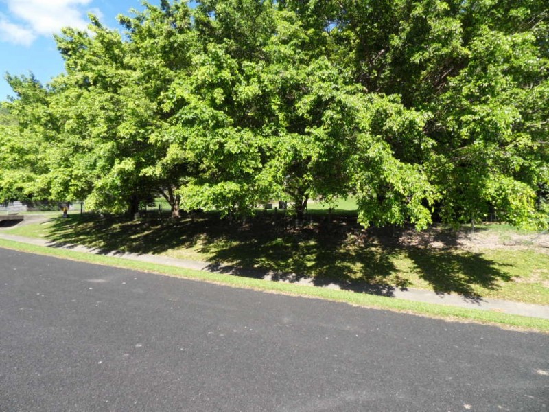 38-40 Ellison Street, Clifton Beach QLD 4879