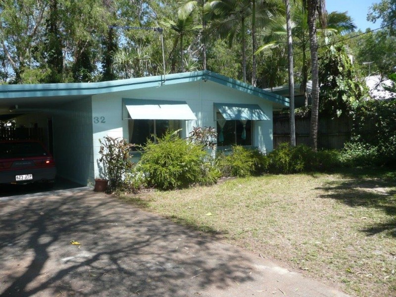 32 Satellite, Clifton Beach QLD 4879