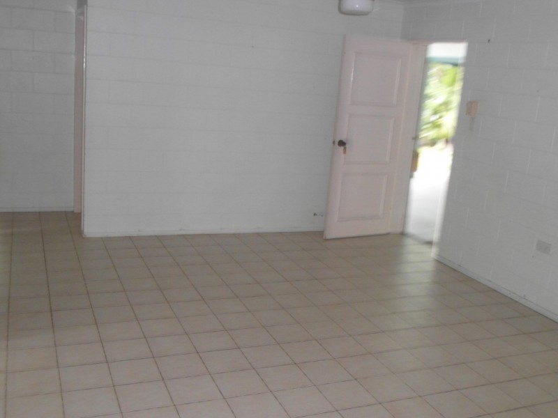 32 Satellite, Clifton Beach QLD 4879