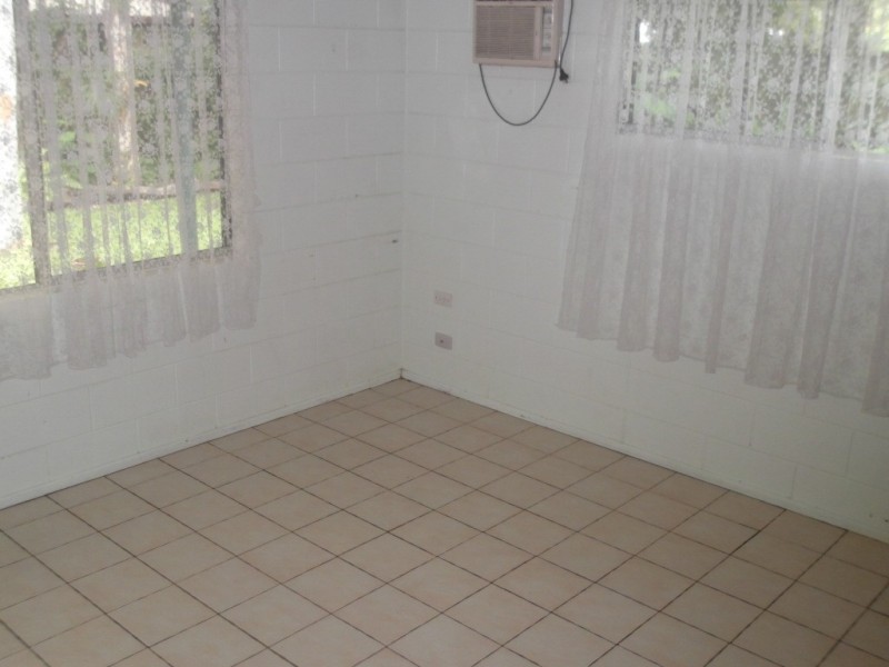 32 Satellite, Clifton Beach QLD 4879