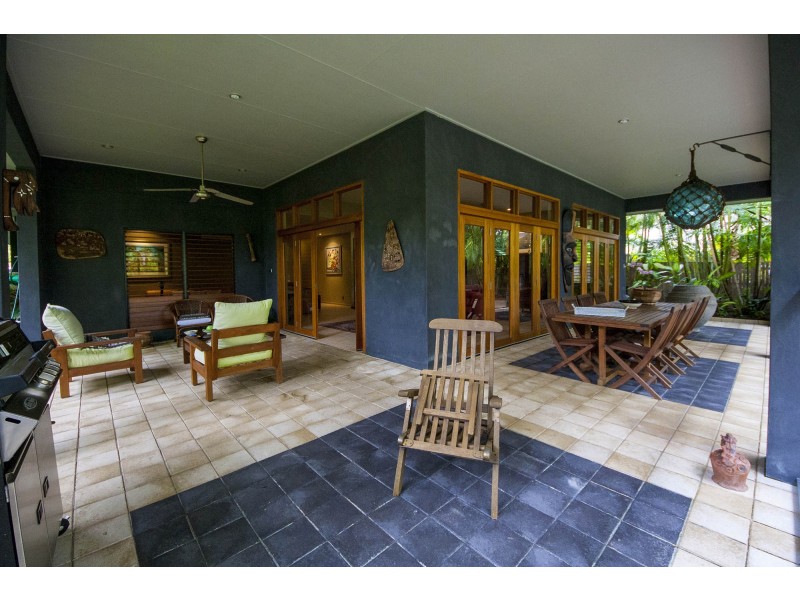 5 Bramble Street, Clifton Beach QLD 4879