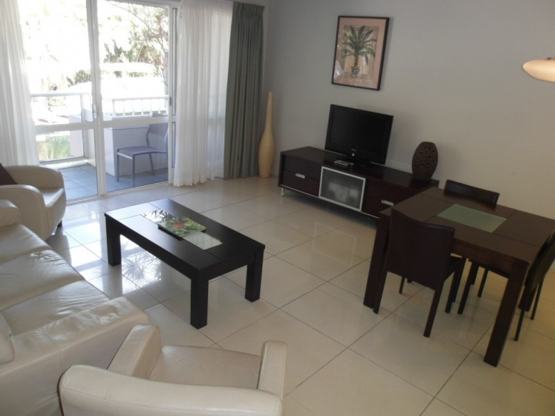 214 Coral Coast Drive, Palm Cove QLD 4879