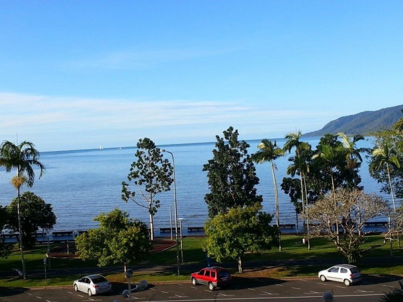 18/107 Esplanade, Cairns City QLD 4870