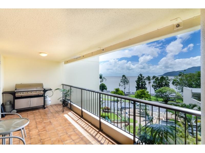 18/107 Esplanade, Cairns City QLD 4870