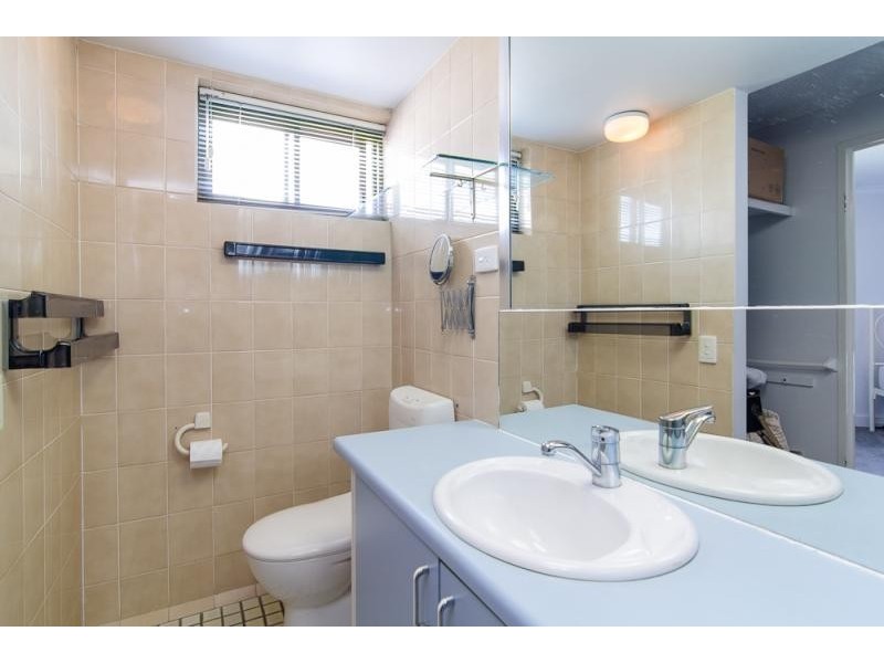 18/107 Esplanade, Cairns City QLD 4870