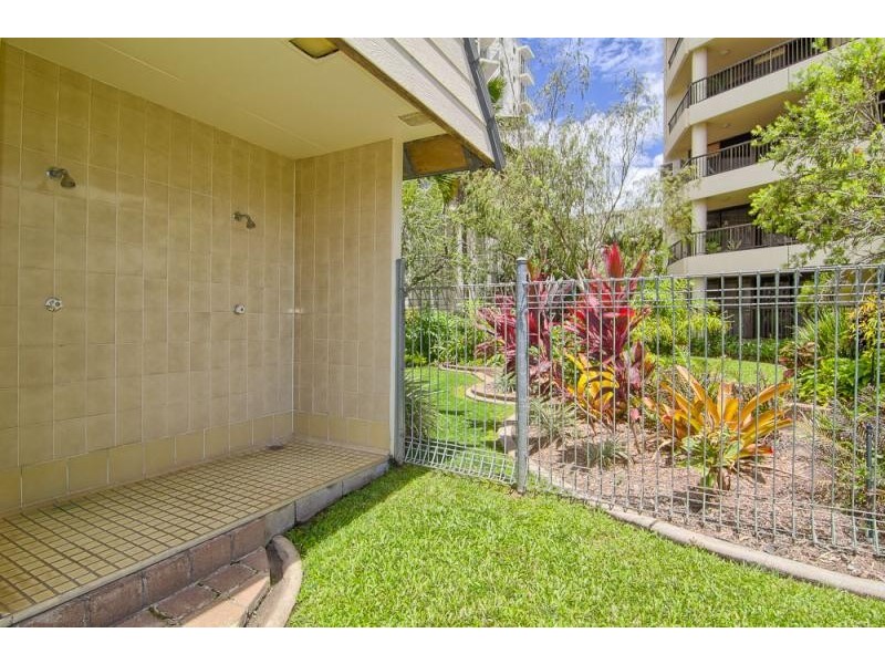 18/107 Esplanade, Cairns City QLD 4870