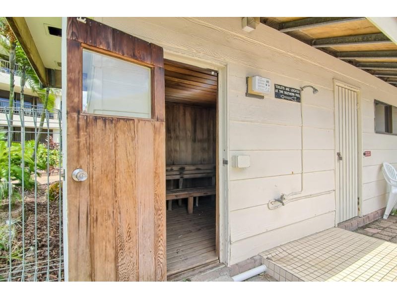 18/107 Esplanade, Cairns City QLD 4870