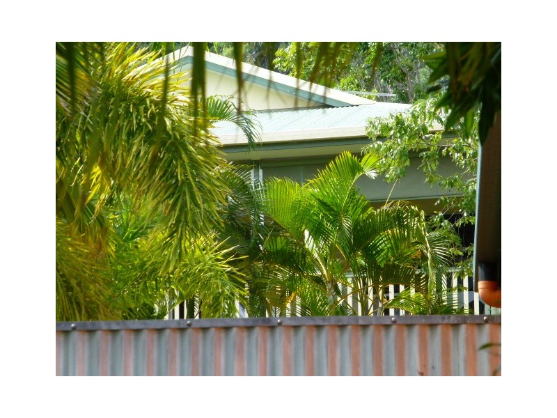17 Lookout Tce, Trinity Beach QLD 4879