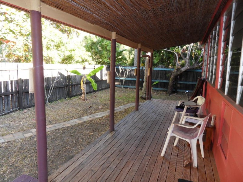 53 Upolu Esplanade, Clifton Beach QLD 4879