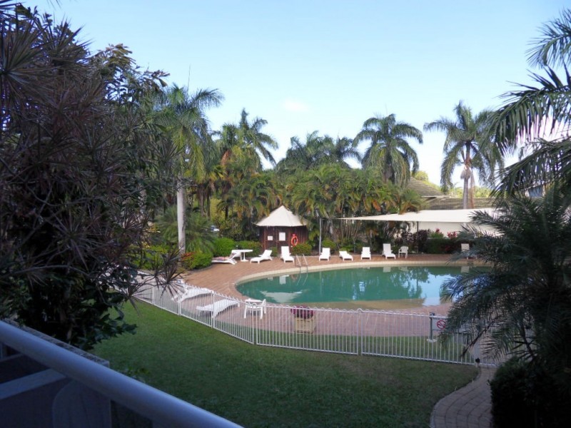 317 Coral Coast Drive, Palm Cove QLD 4879