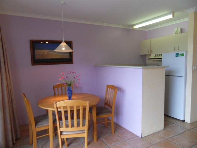 409 Coral Coast Drive, Palm Cove QLD 4879