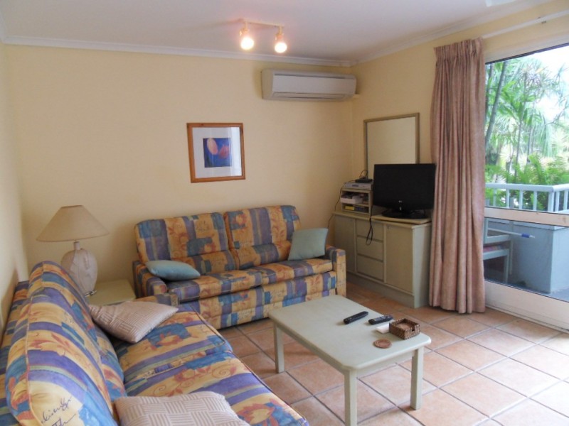 409 Coral Coast Drive, Palm Cove QLD 4879