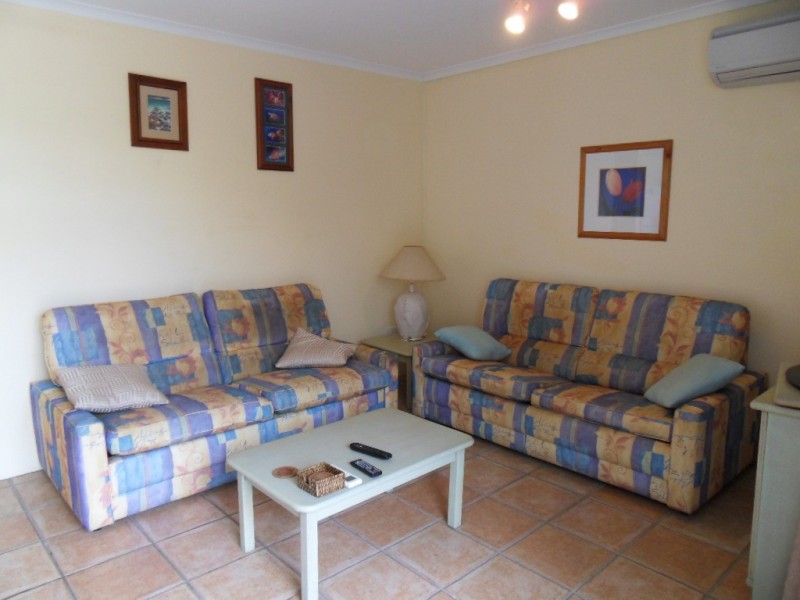 409 Coral Coast Drive, Palm Cove QLD 4879