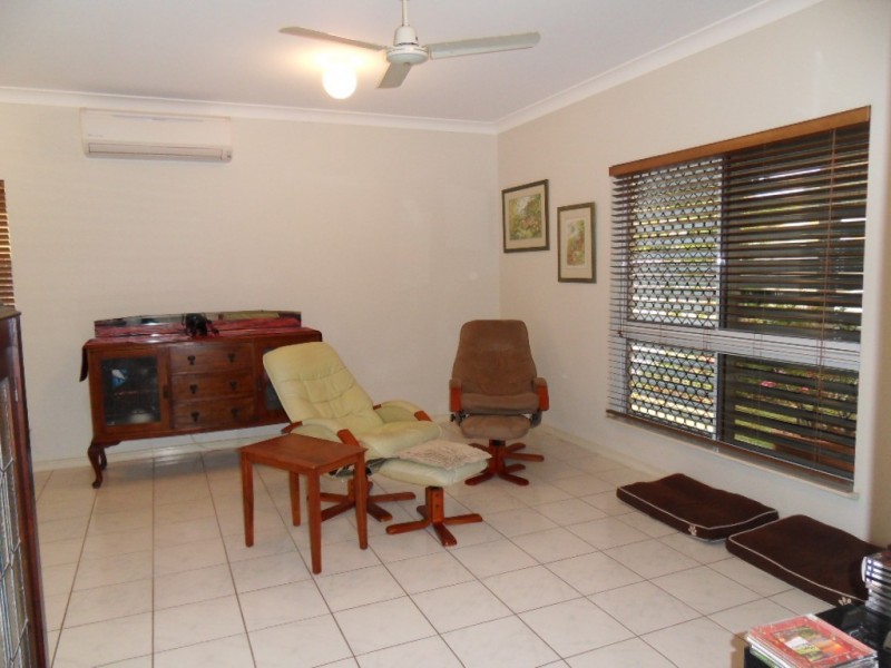 80 Nova Street, Kewarra Beach QLD 4879