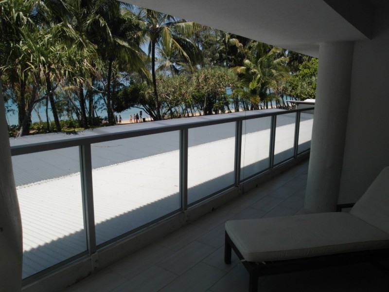 1207 Williams Esplanade, Palm Cove QLD 4879