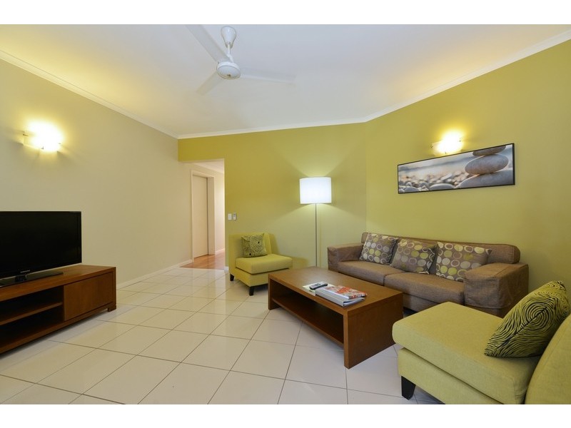49 Williams Esplanade, Palm Cove QLD 4879