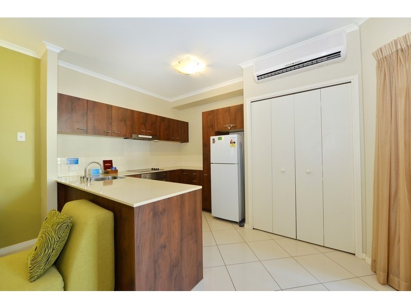 49 Williams Esplanade, Palm Cove QLD 4879