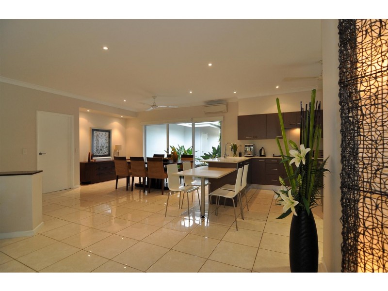 38-40 Evergreen Street, Clifton Beach QLD 4879