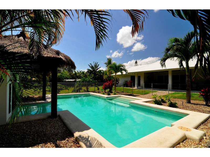 38-40 Evergreen Street, Clifton Beach QLD 4879