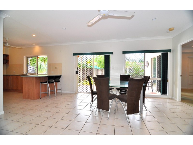 Clifton Beach QLD 4879