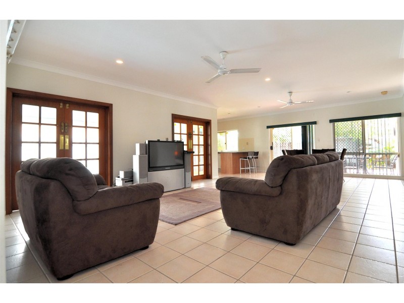 Clifton Beach QLD 4879