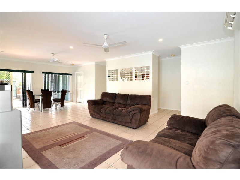 Clifton Beach QLD 4879