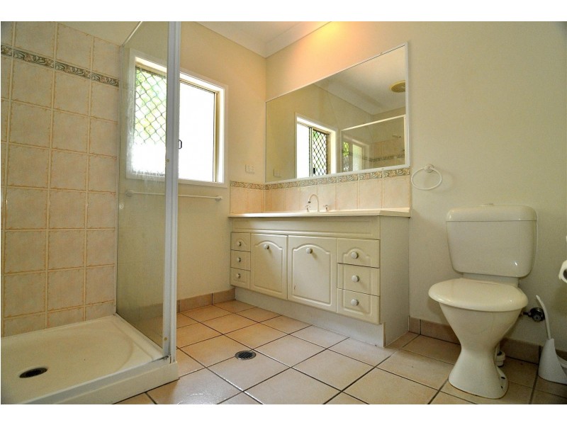 Clifton Beach QLD 4879