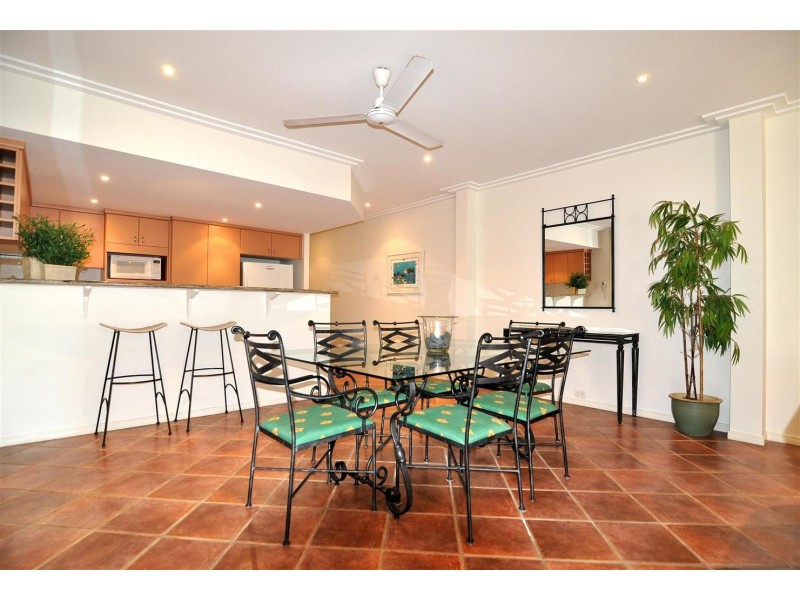 25/23 Veivers Road, Palm Cove QLD 4879