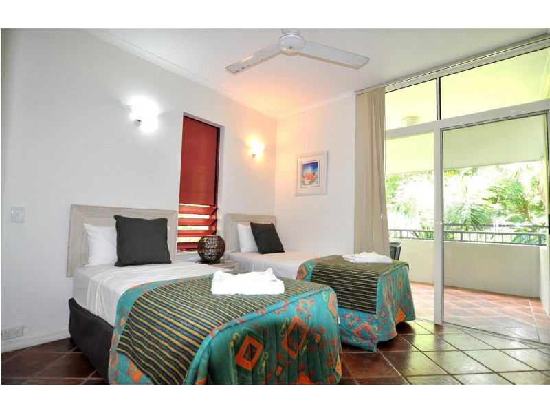 25/23 Veivers Road, Palm Cove QLD 4879
