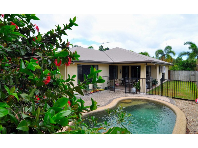 1 Helix Close, Clifton Beach QLD 4879