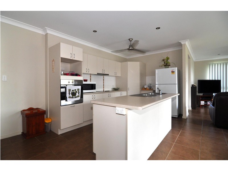 1 Helix Close, Clifton Beach QLD 4879