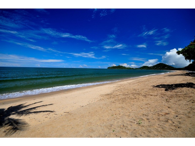 1 Helix Close, Clifton Beach QLD 4879